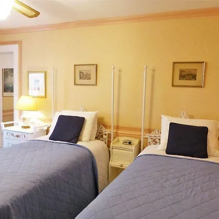 Villa Park House Bed And Breakfast